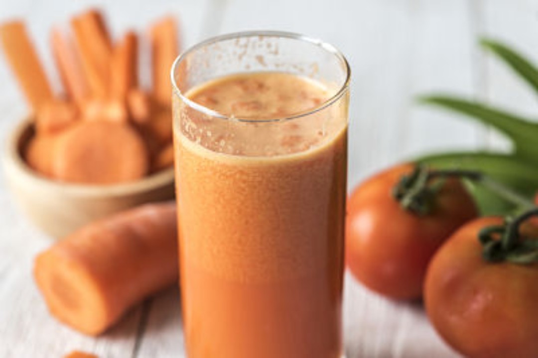 Tomates e cenouras, ricos em vitamina C